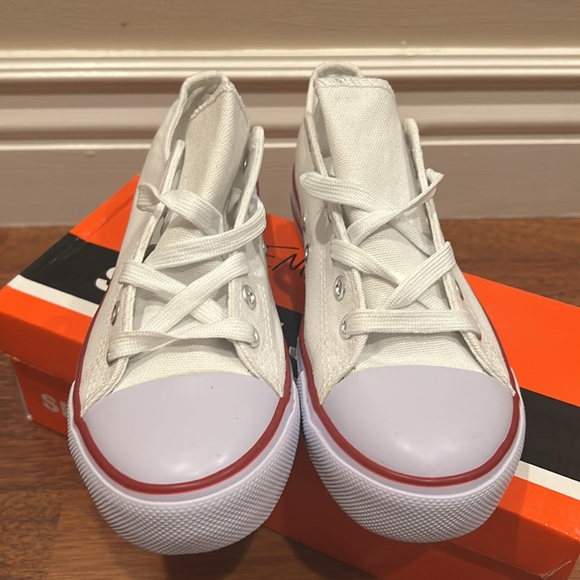 White Canvas Sneakers - Picture 2 of 4